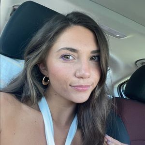 Meet your Posher, Sara